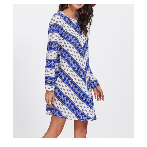 Blue White Print Long Sleeve Boho Shift Dress - Picture 3 of 5